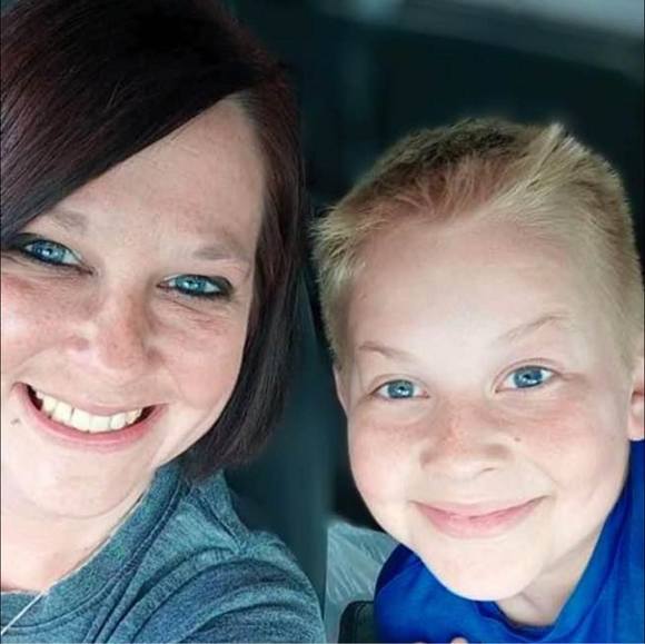 Meet your Posher, Amy - Picture 1 of 1